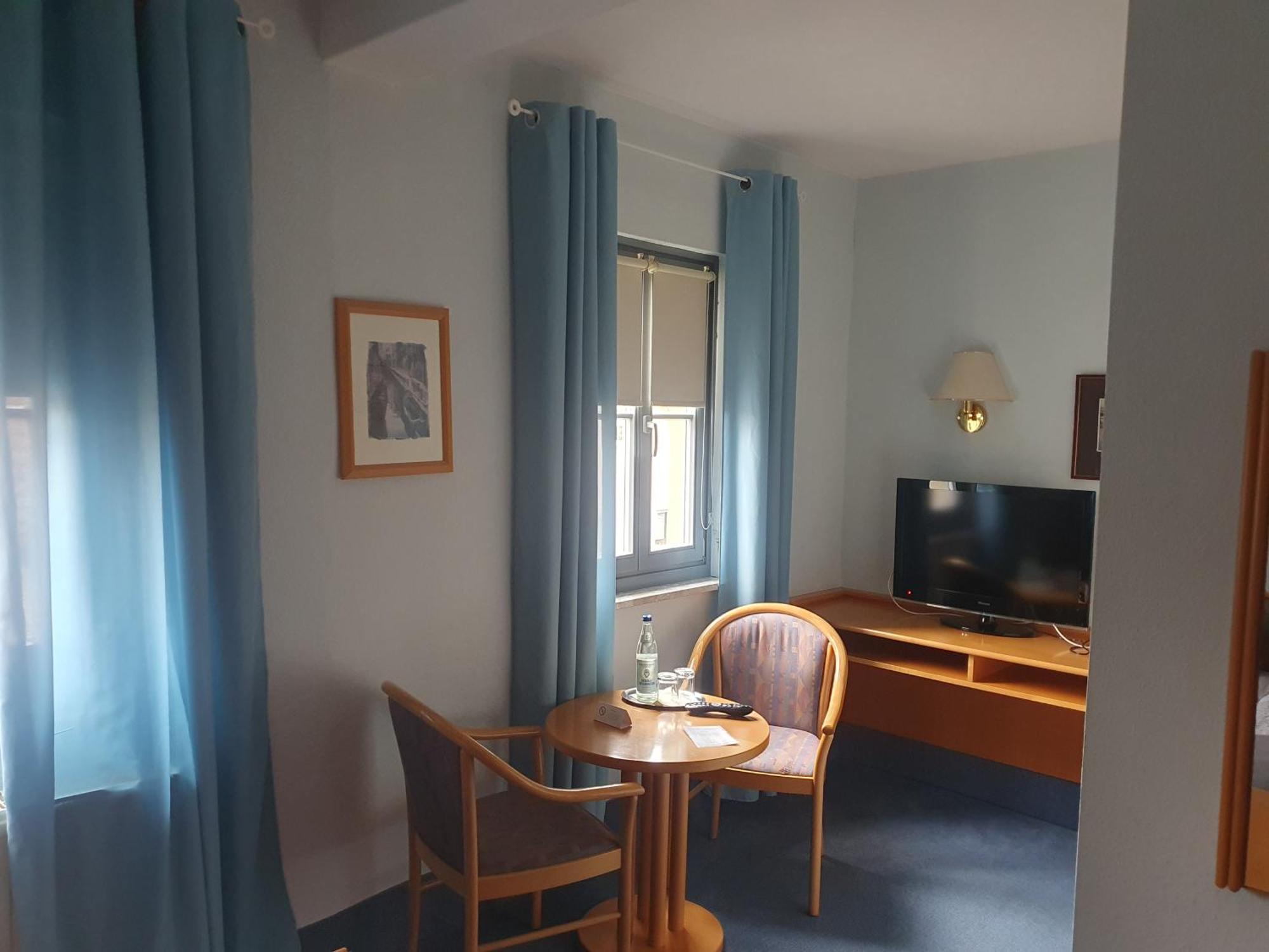 Gasthaus Krone Wiesentheid Esterno foto